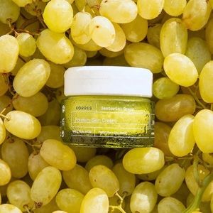 KORRES SANTORINI GRAPE PORELESS SKIN CREAM